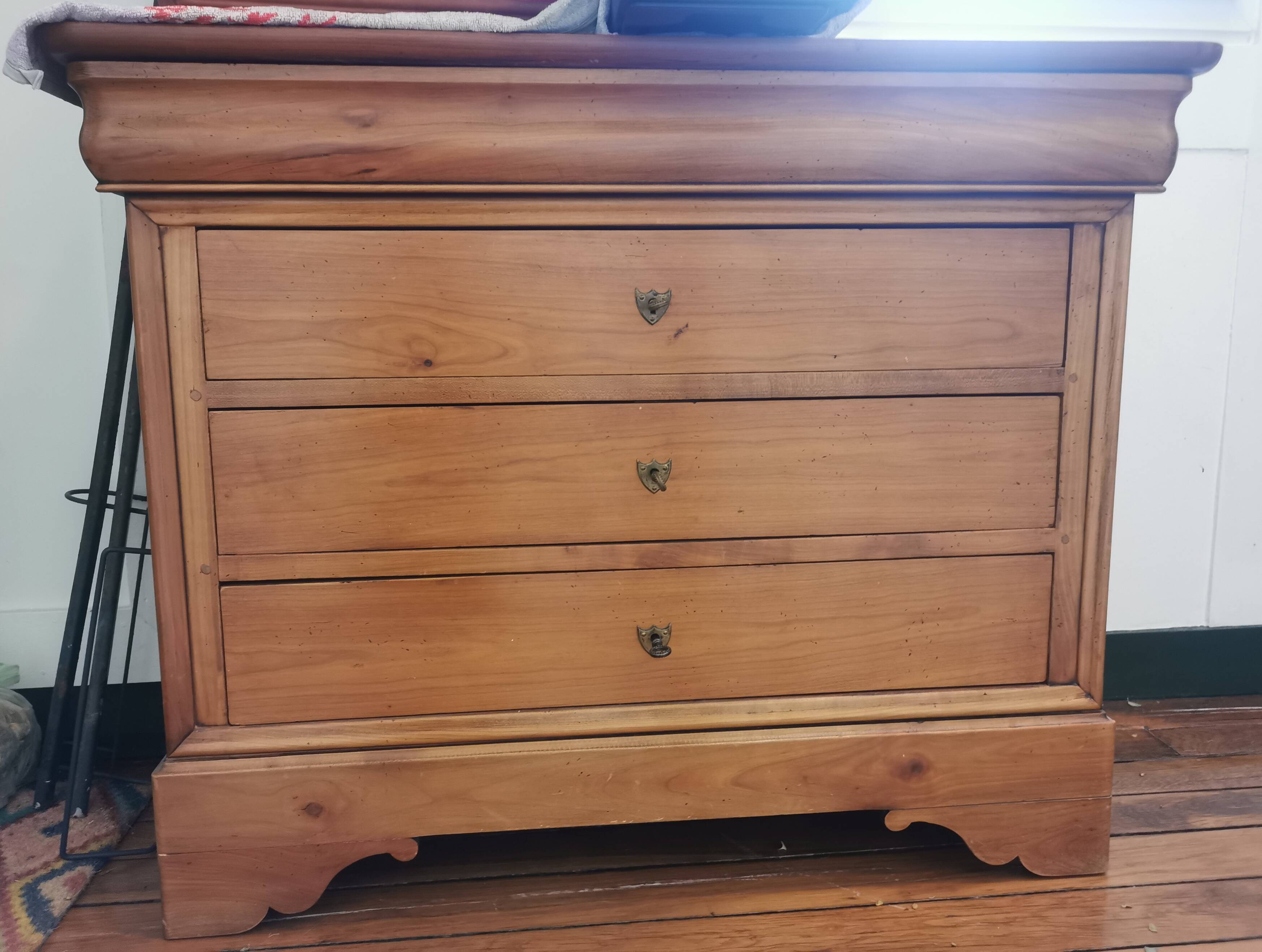 Commode en Merisier style Louis Philippe
