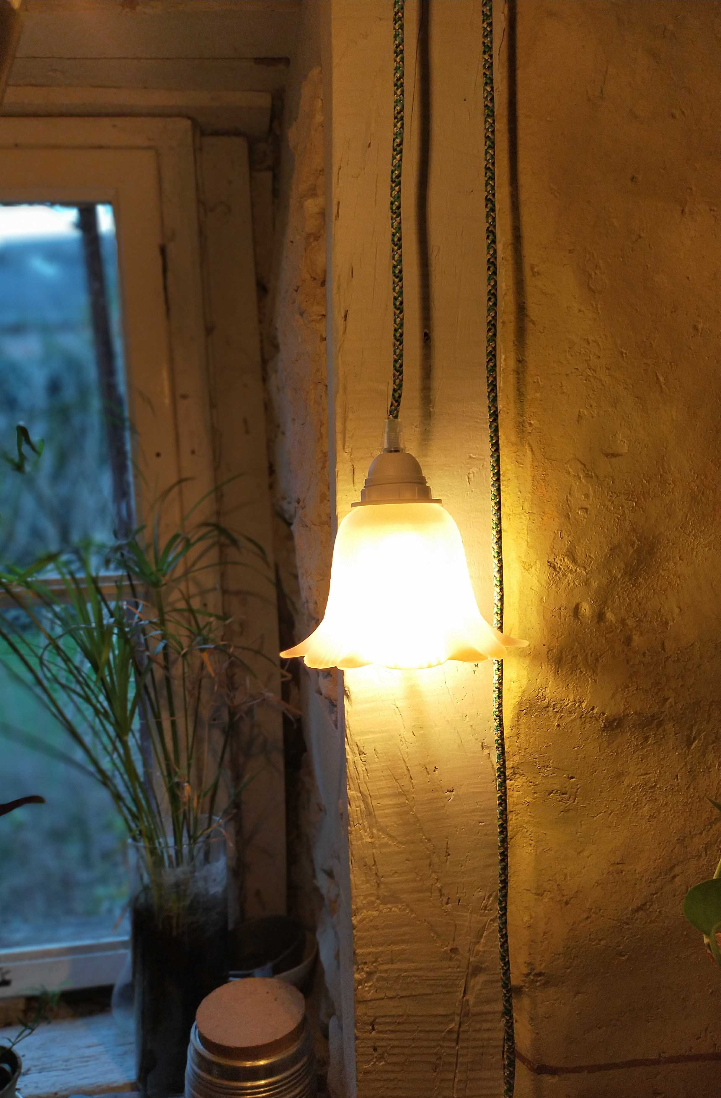 Tulip opaque glass border pink green cable