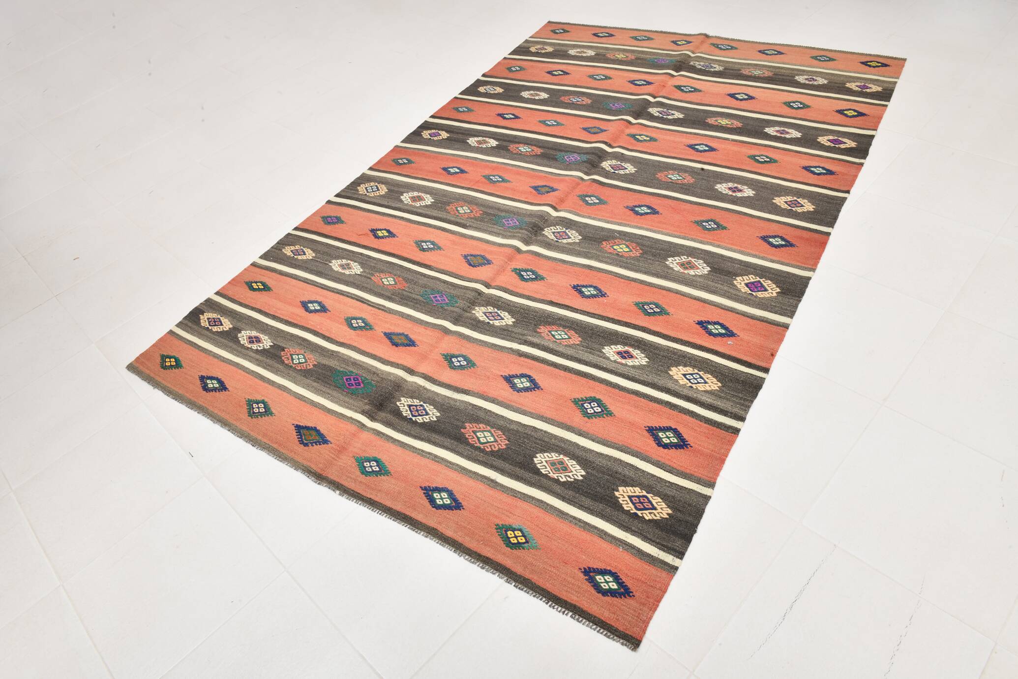 6x9 Terracotta Red & Brown Vintage Kilim Rug, Rugged Carpet, 175x270Cm