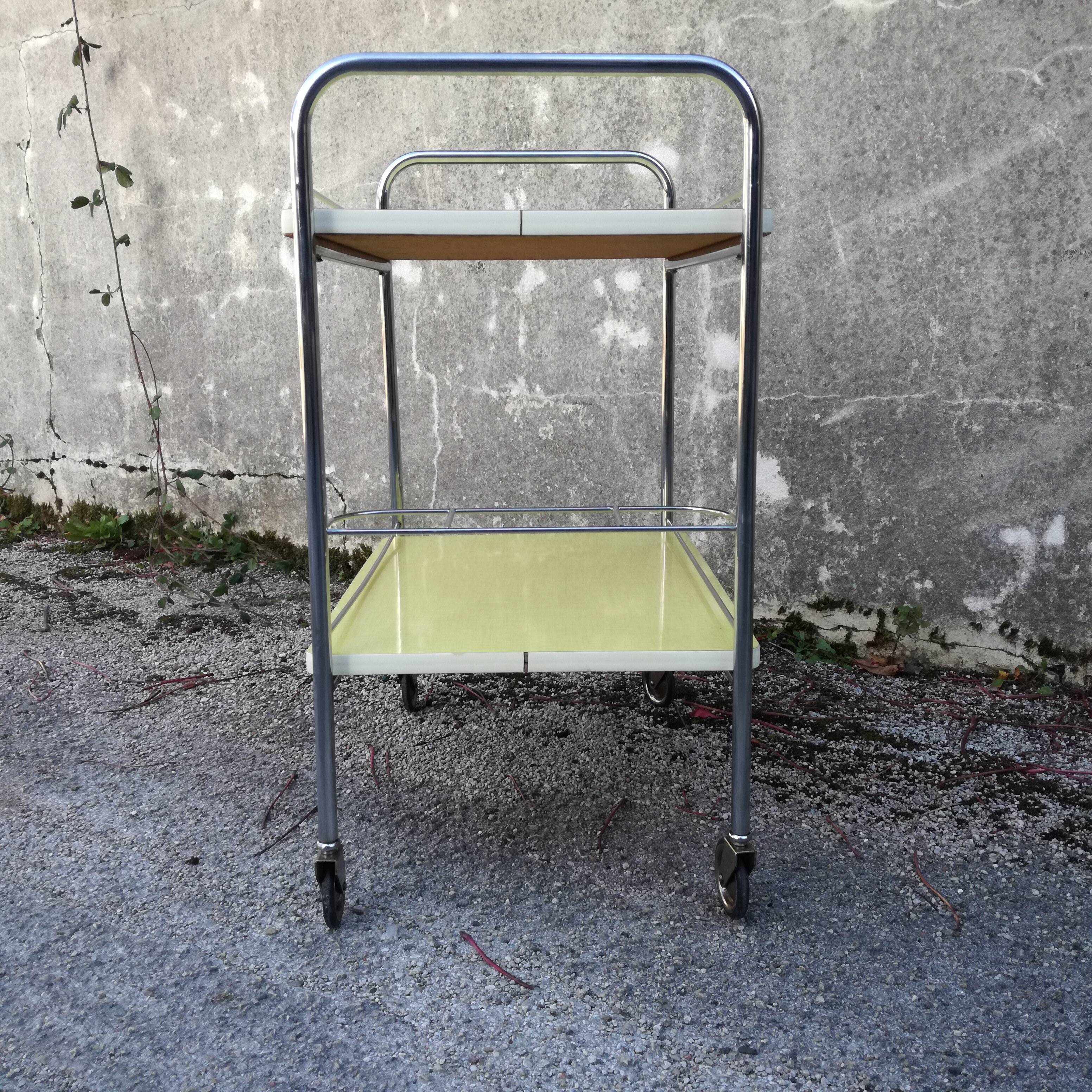 Bar service in yellow formica and white edges
