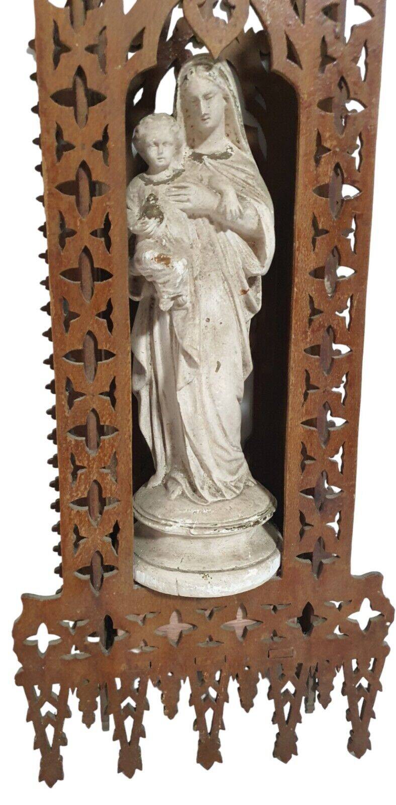 Carved wooden altar chapel shape with virgin al child h 58 cm religion