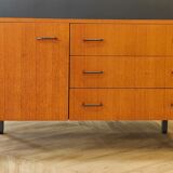 Vintage chest of drawers