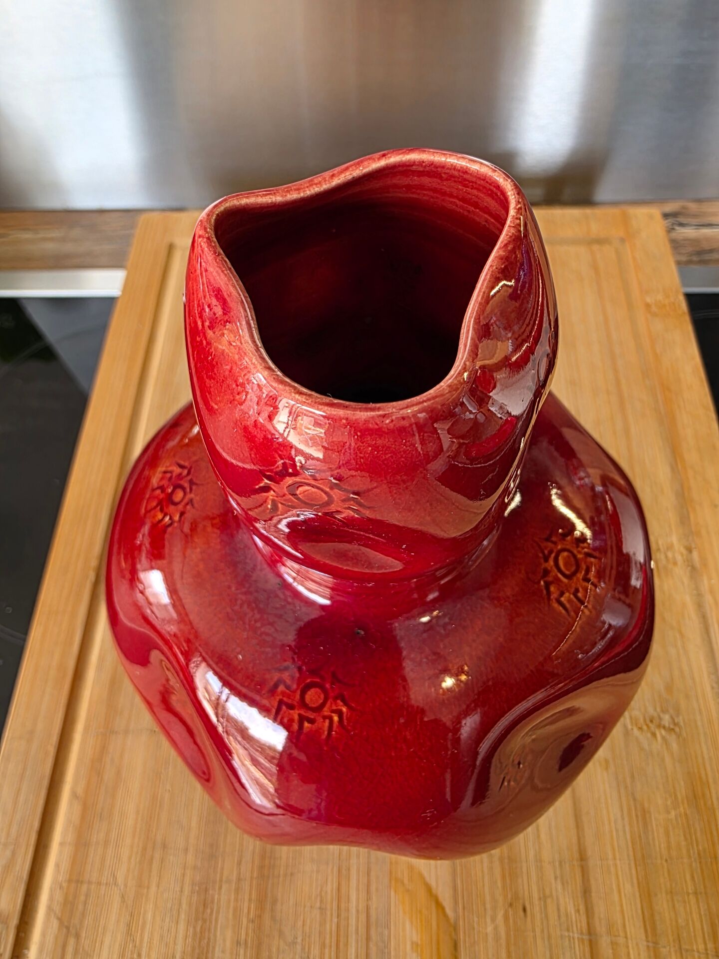 Rare Burmantofts Vase "Soleils" - Arts & Crafts Ceramics, c. 1880