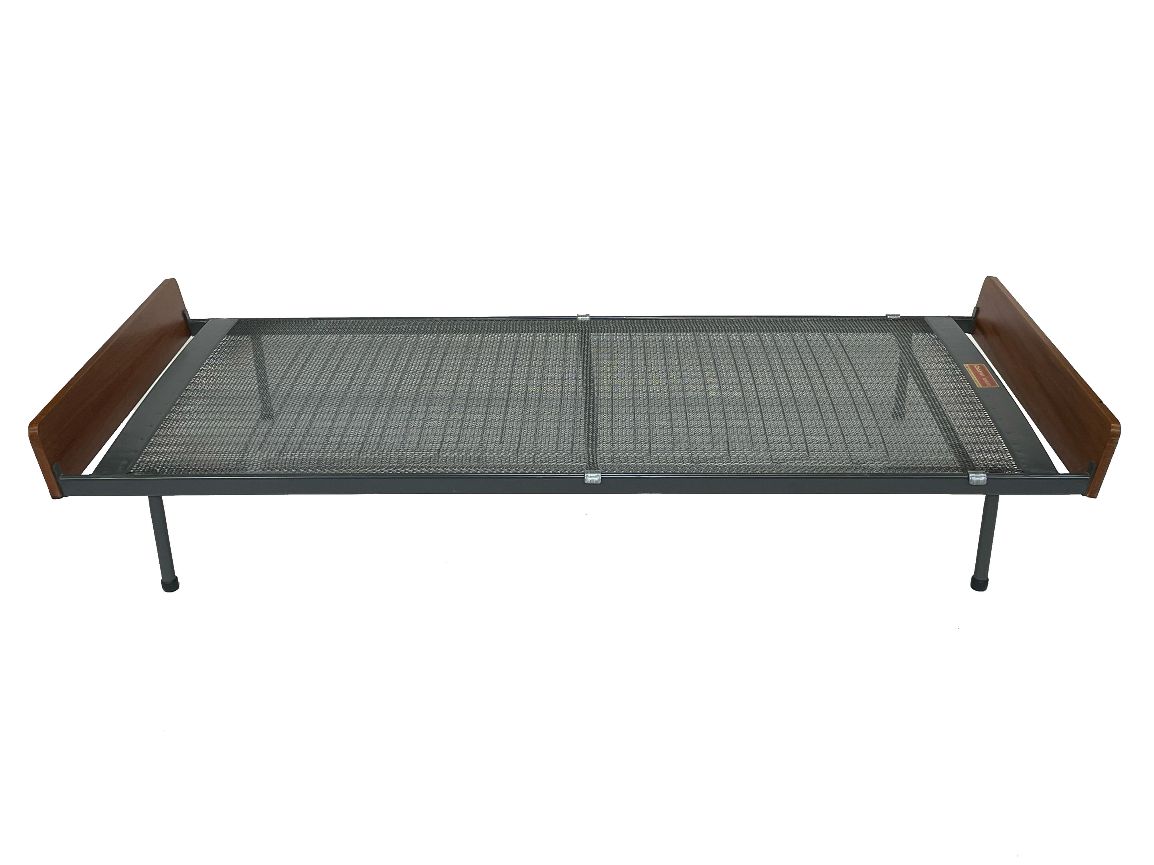 Vintage daybed of the 1960s Netherlands minimalist design