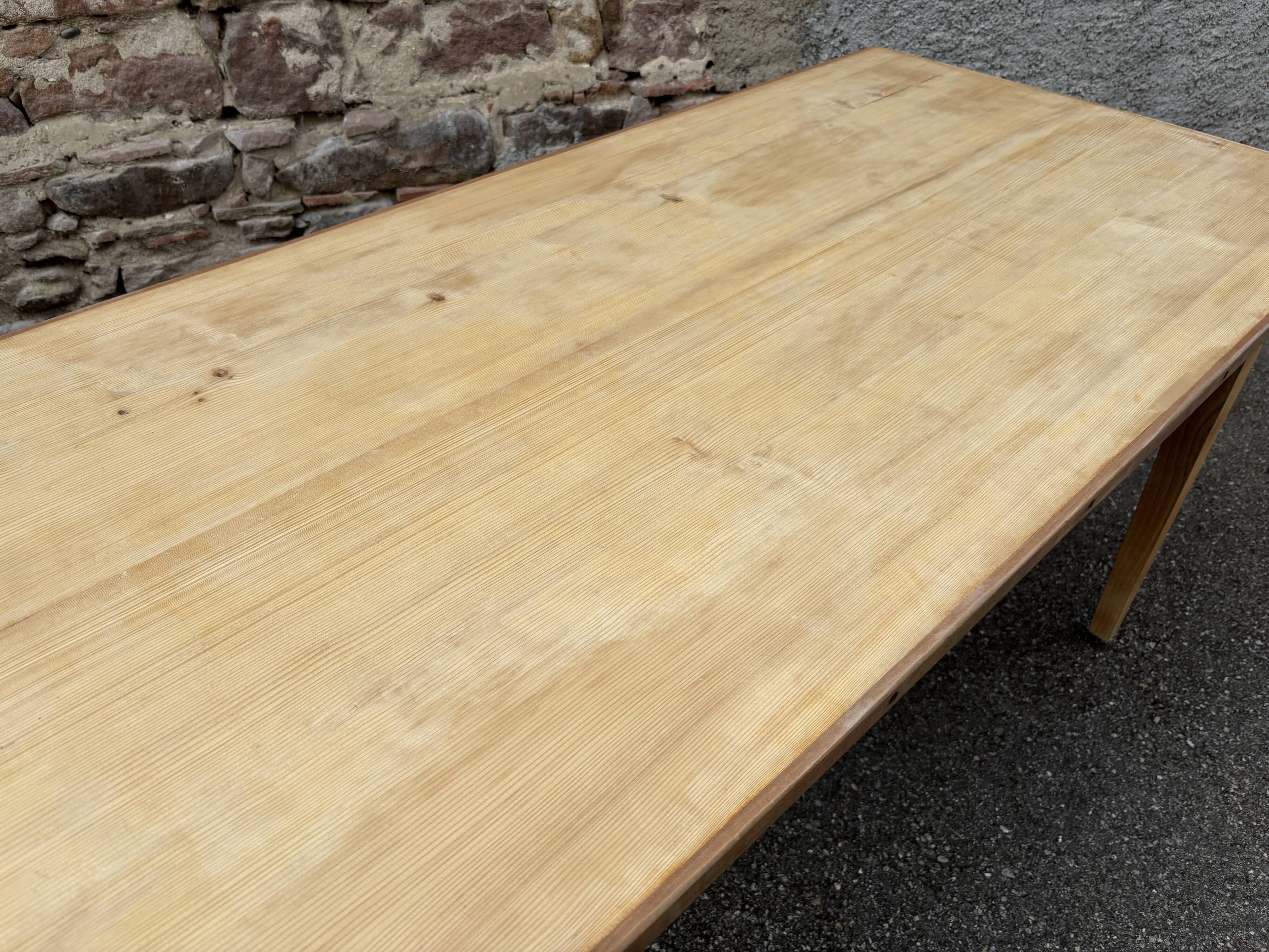 Raw fir farmhouse table