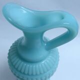 Trianon vase in opaline