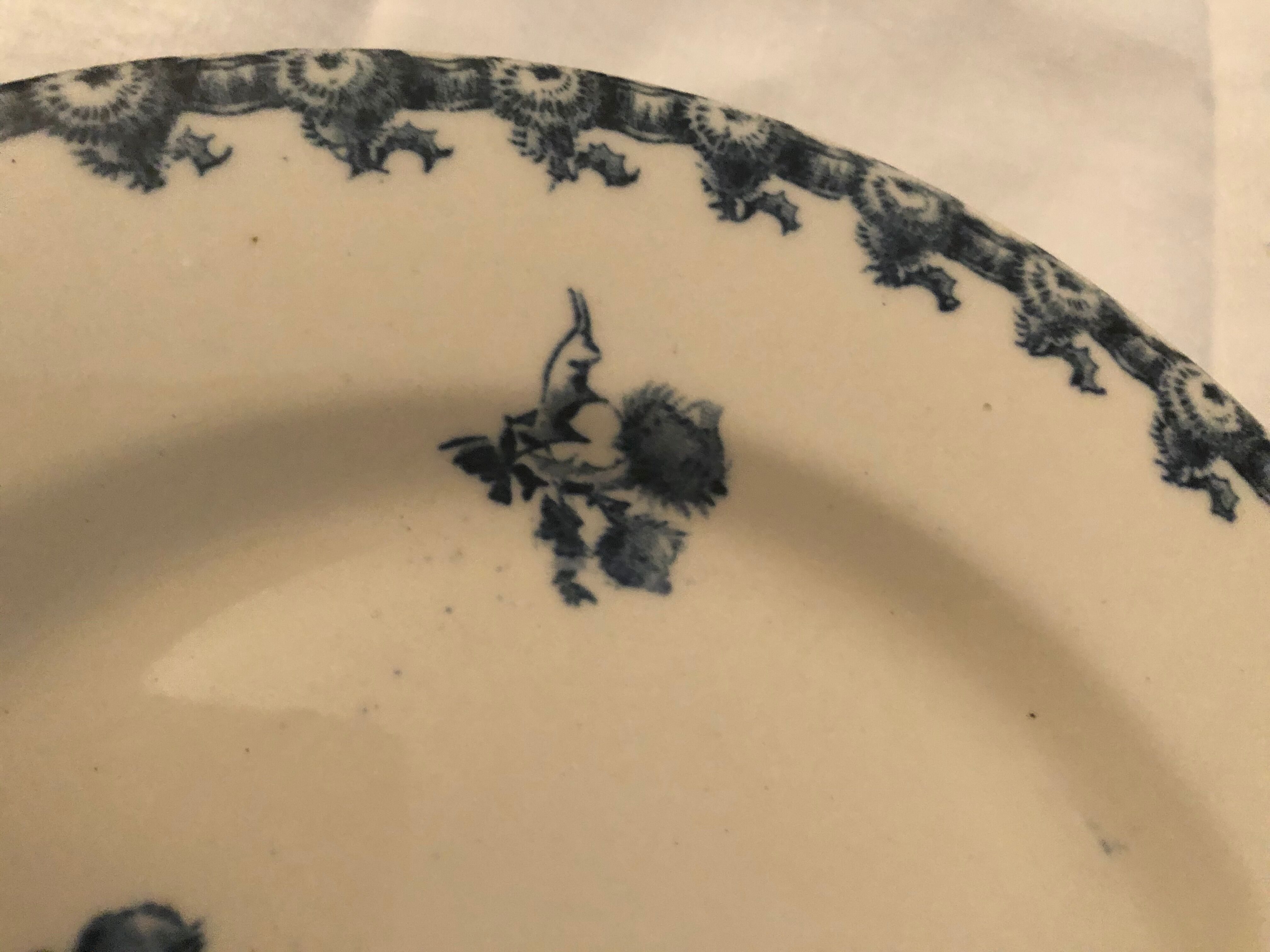 Gien Chardons model pest plate