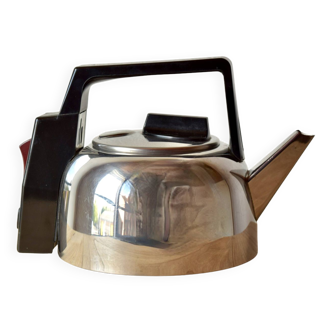 Vintage Creda electric kettle in chrome metal and Bakelite - Made in UK - 1960s