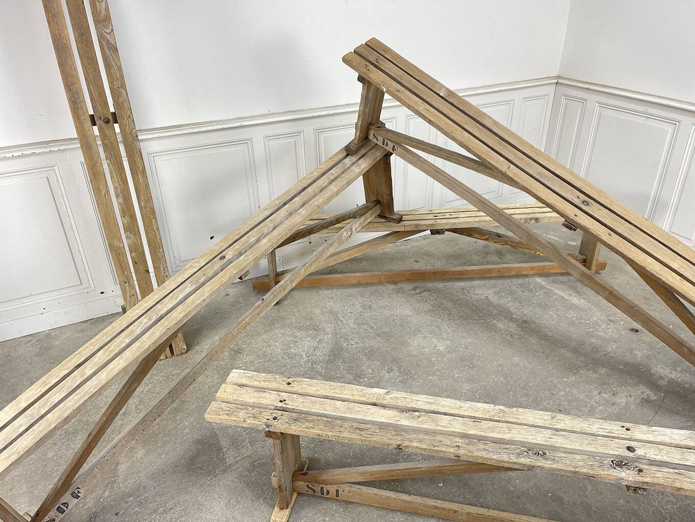 Slatted benches 1930 in beech