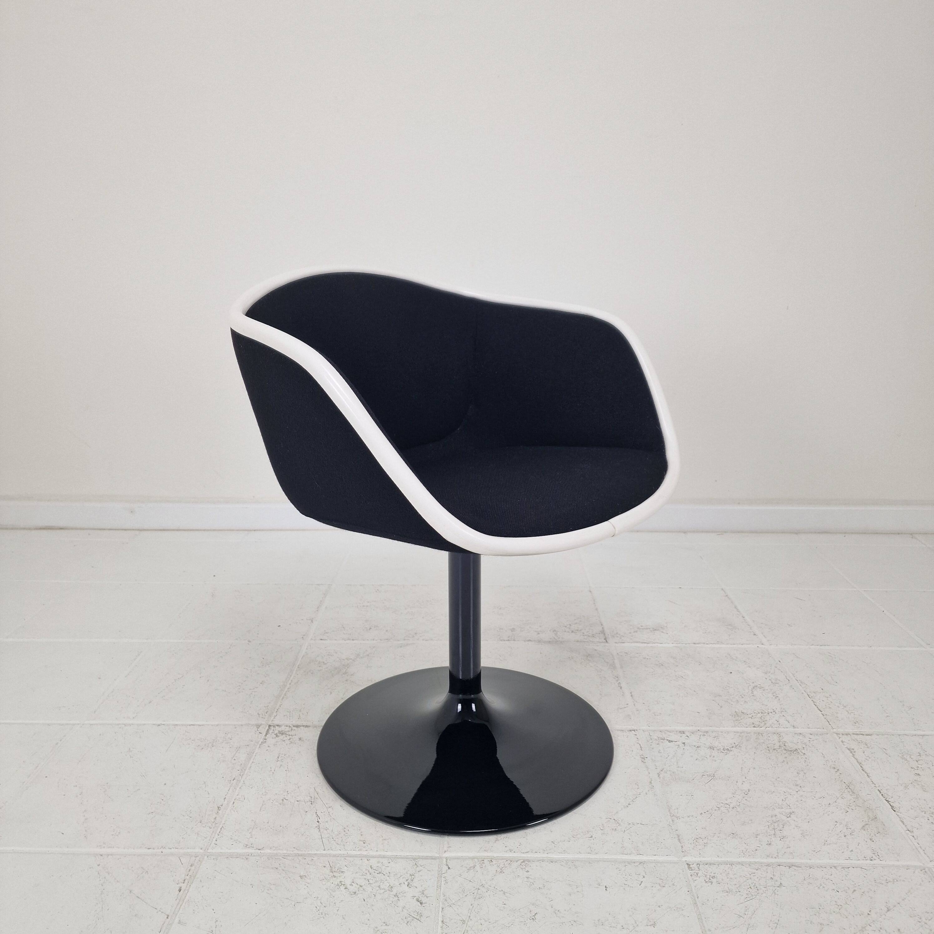 Fauteuil pivotant Artifort F8800 rare par Pierre Paulin, années 1970.