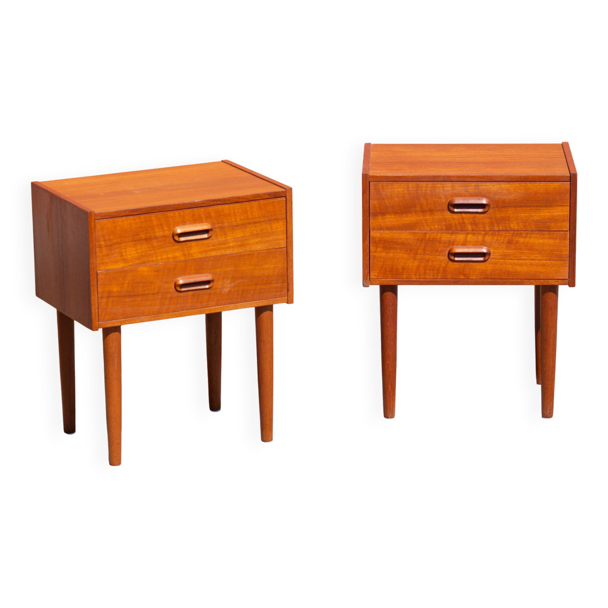Pair of 2 vintage Danish bedside tables from the 1960s, in teak.