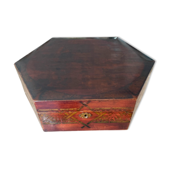 Boite ancienne en bois verni