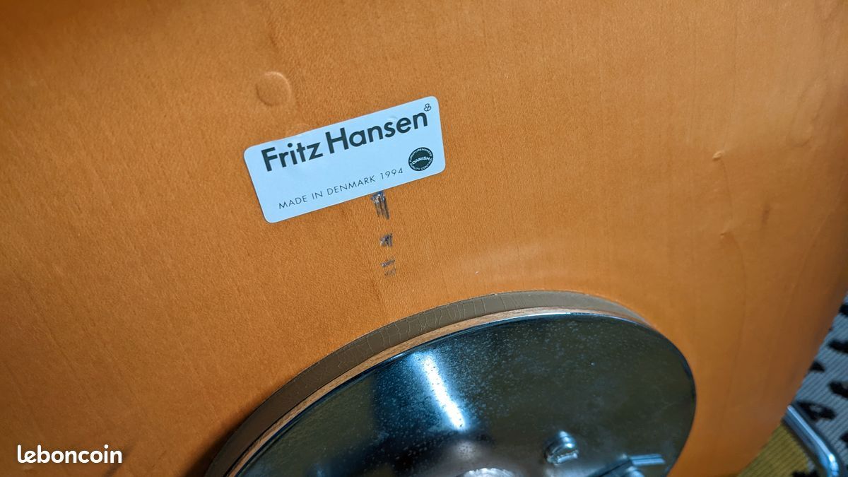 Arne Jacobsen roller chair for Fritz Hansen