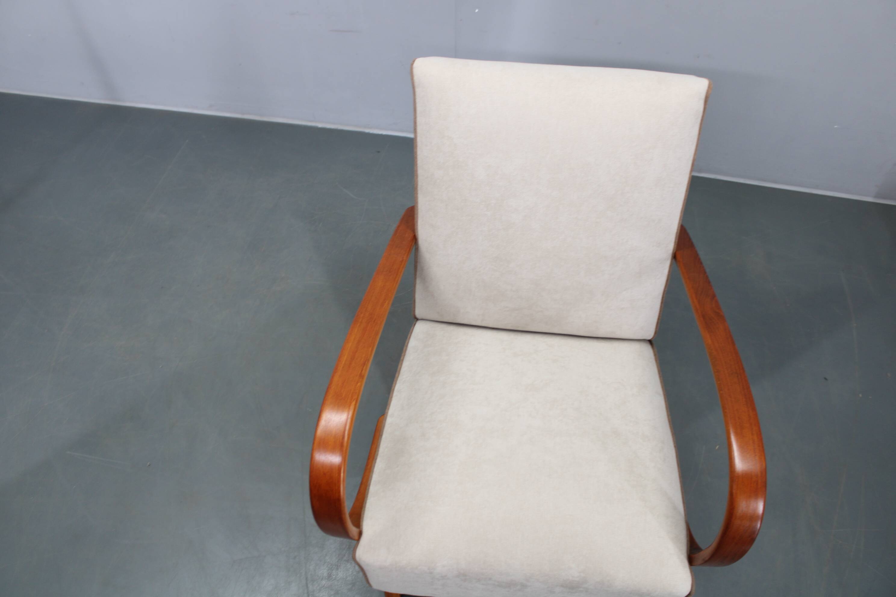 Art Deco armchair by Jindřich Halabala, Czechoslovakia, 1940s