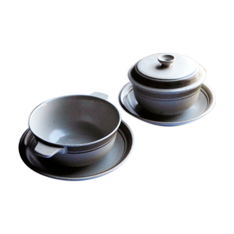 Old tableware service in beige earthenware longchamps