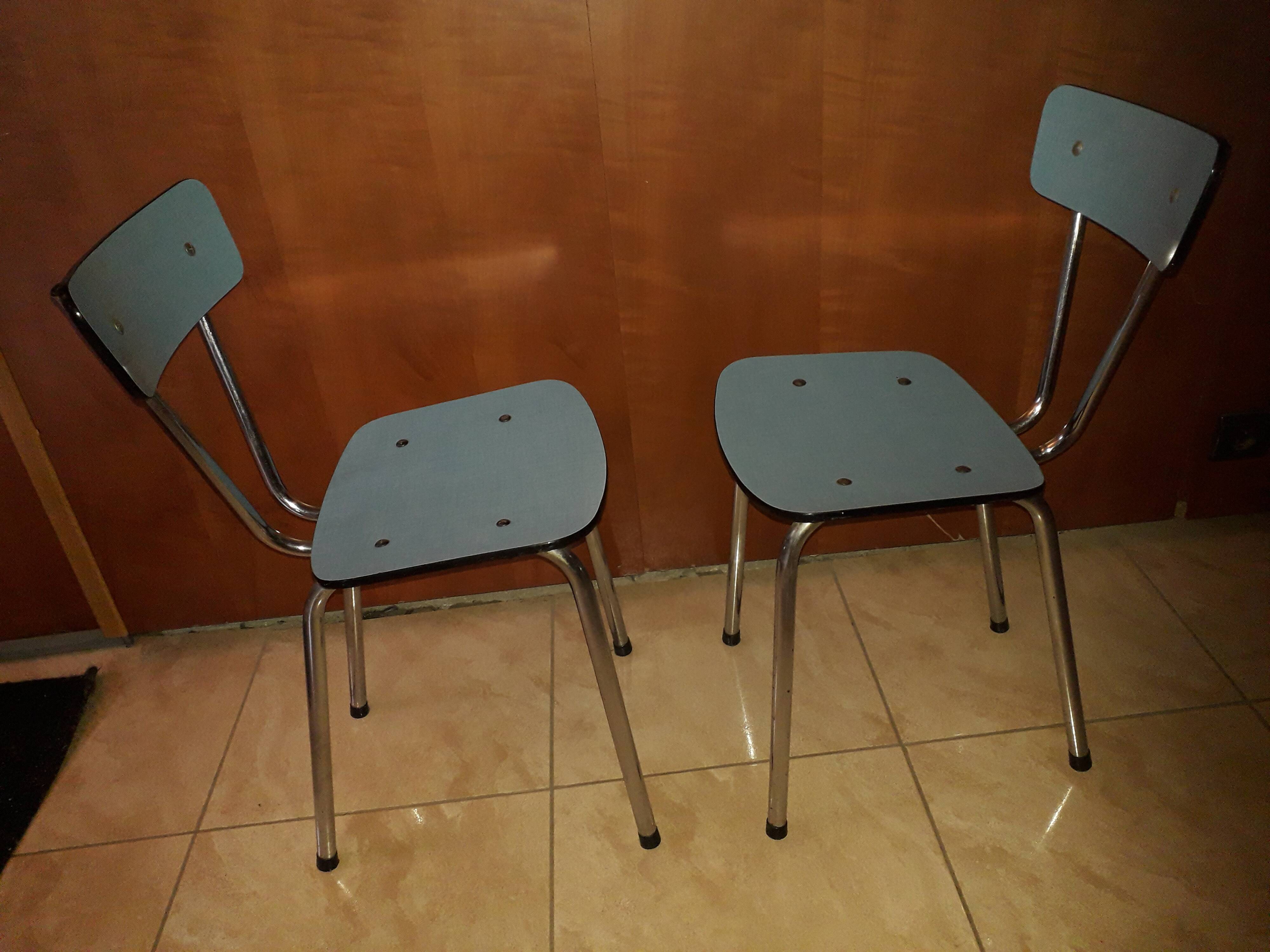 Paire de chaises en formica bleu pastel vintage