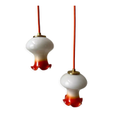 Paire de suspensions tulipes en opaline orange dégradé fil orange années 70