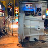 Industrial lamp to lay