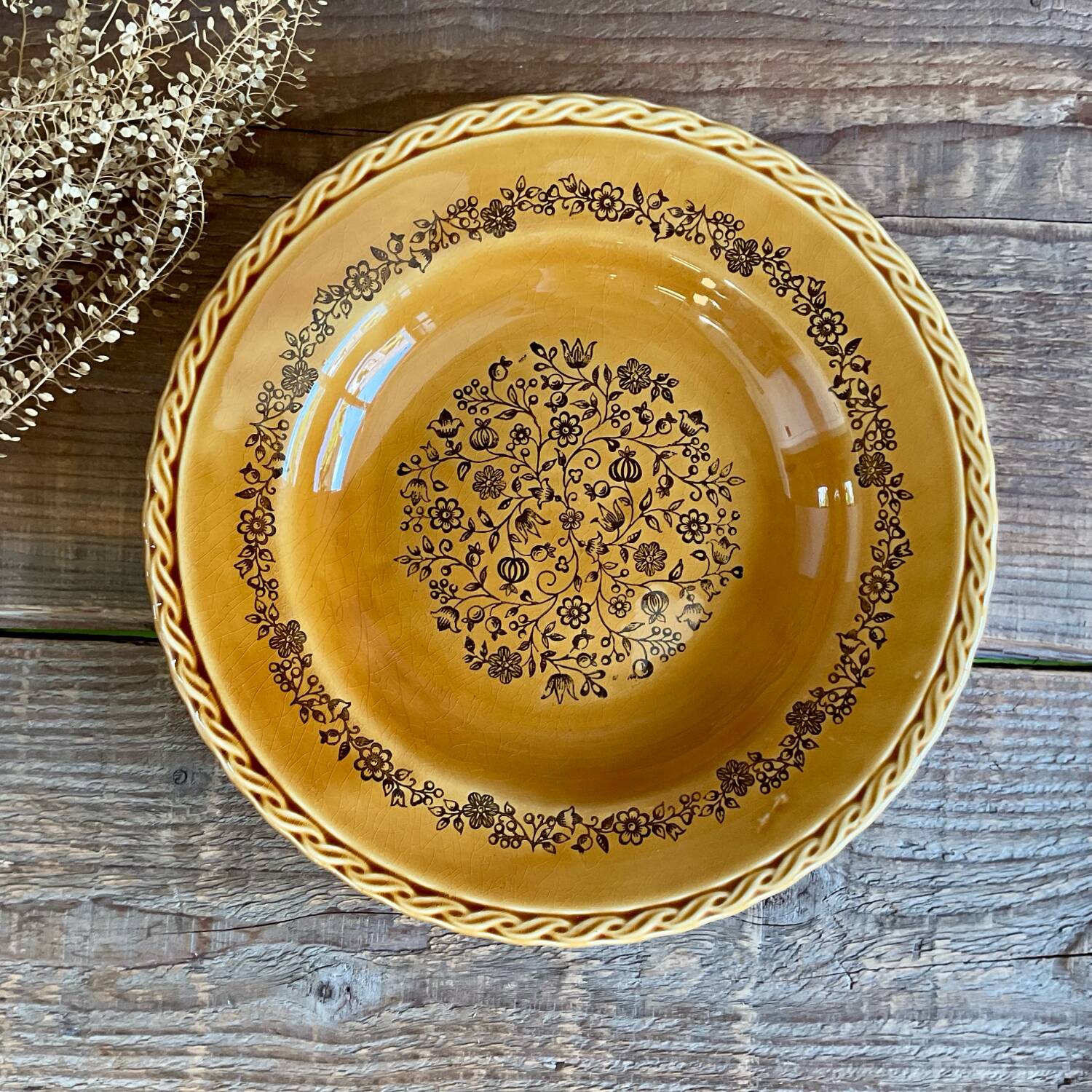 4 vintage amber ceramic soup plates