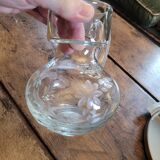 Engraved glass jug with floral decoration – 75 cl – mid 20th century