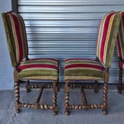 Set of 6 Louis XIII style chairs in turned wood and velvet.