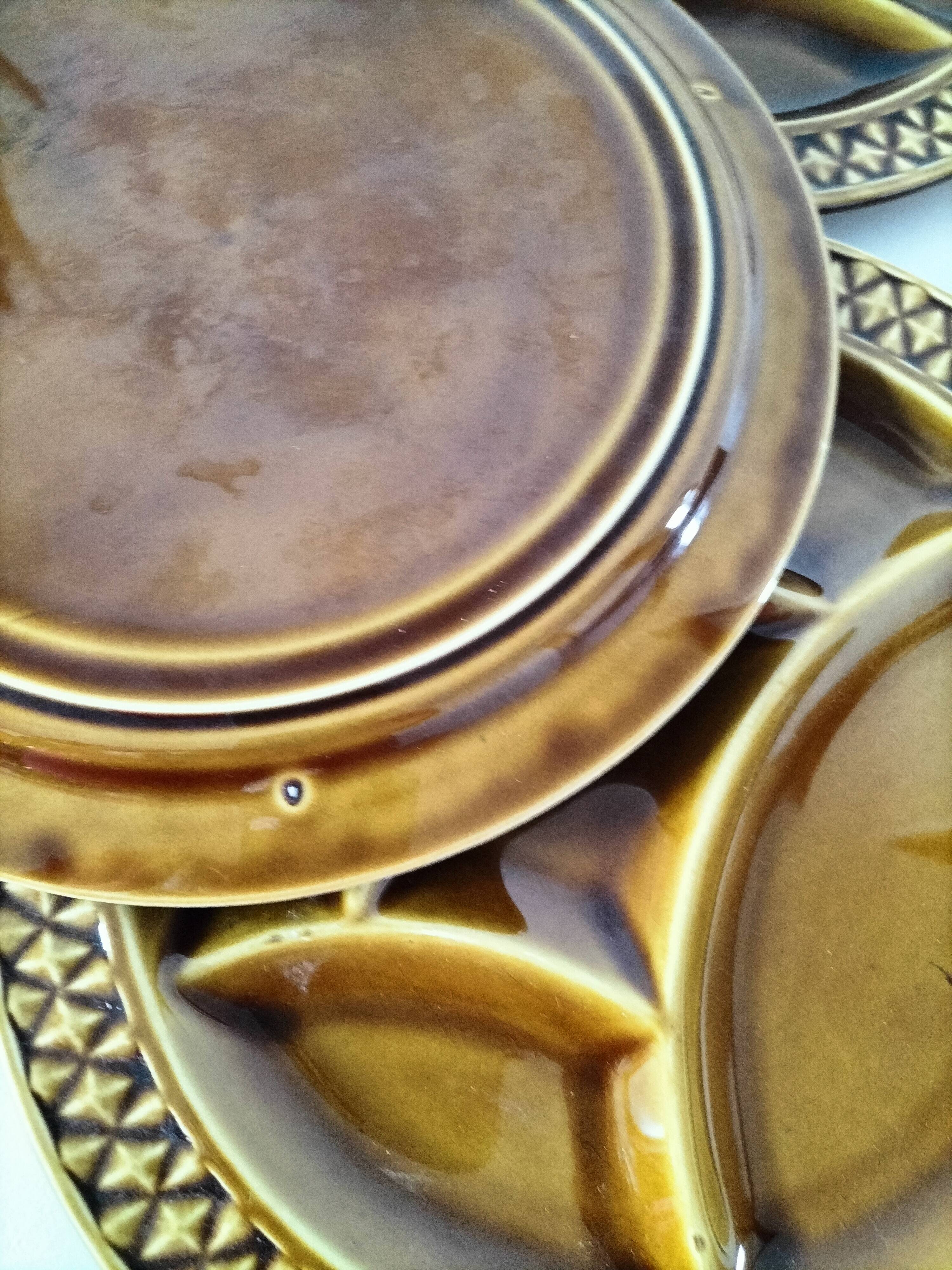 Ensemble de 4 assiettes compartimentées Digoin Sarreguemines