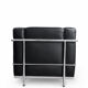 Paire de fauteuils en cuir