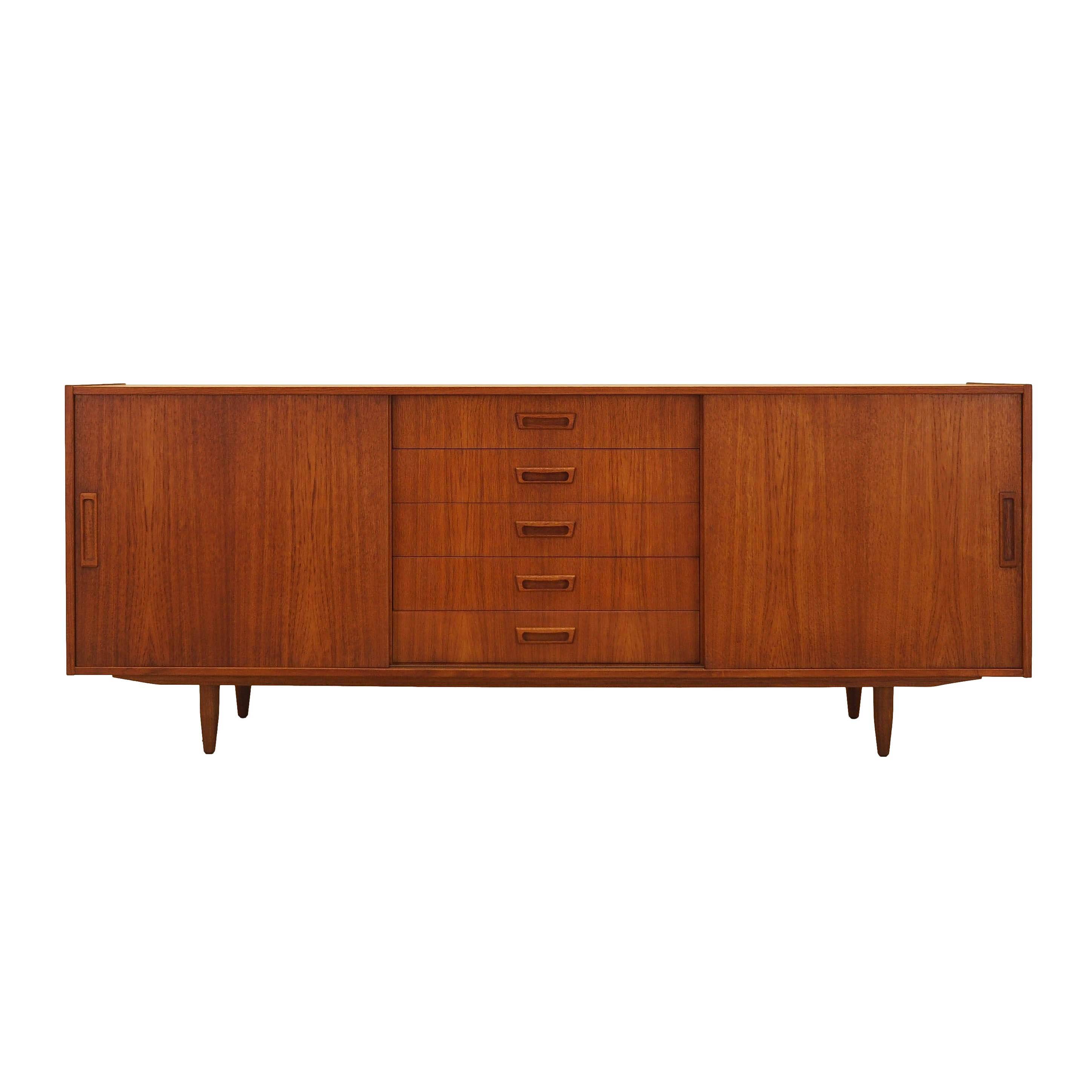 Teak sideboard, Danish design, 1970s, manufacturer: Vemb Møbelfabrik