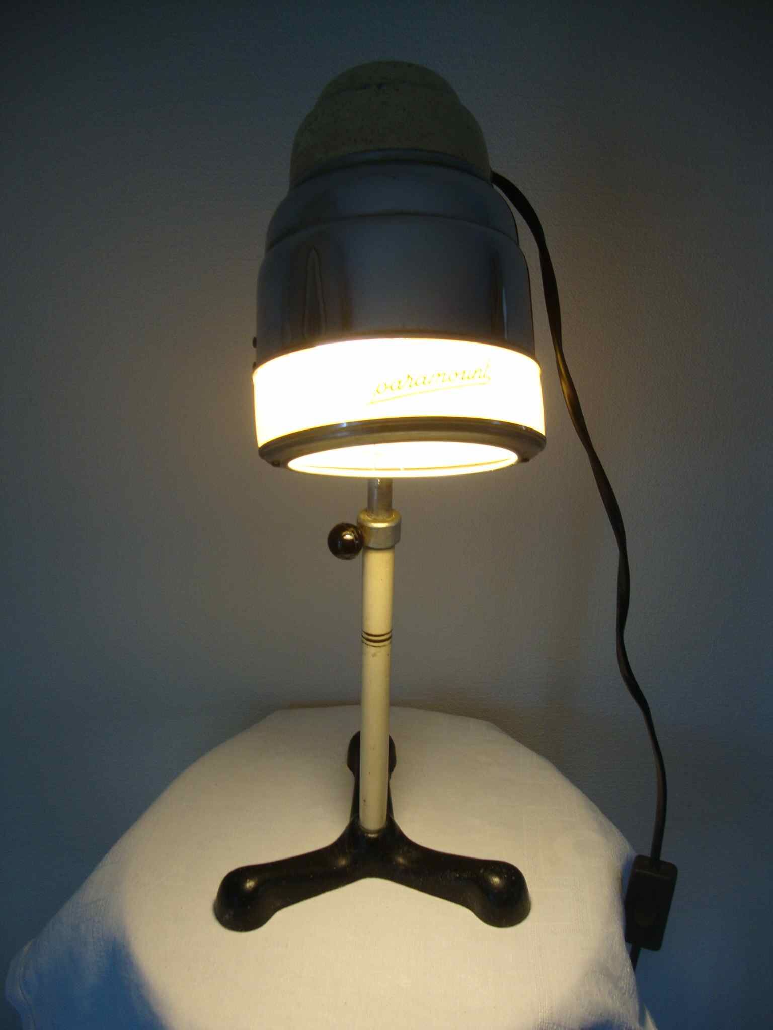 Vintage Paramount table lamp, 1950s