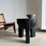 Monoxyl sofa end in black mango tree tripod half-sphere tray h:45 d:44
