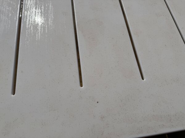 Table vondom