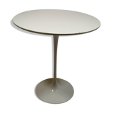 Eero Saarinen table for Knoll International