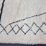 Decorated white Berber carpet 200cmx300cm