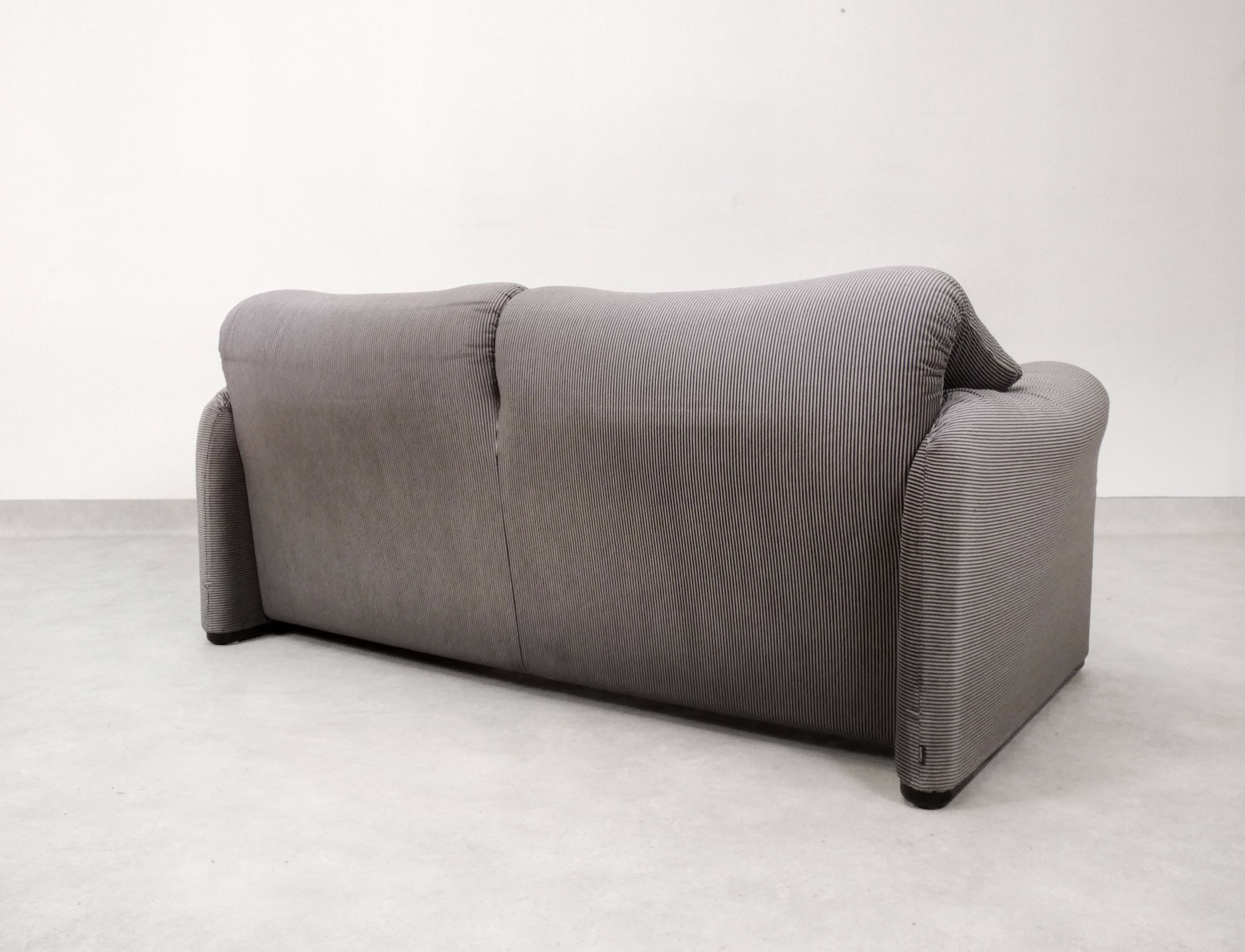 Cassina Maralunga 2 seater - bicolore gray
