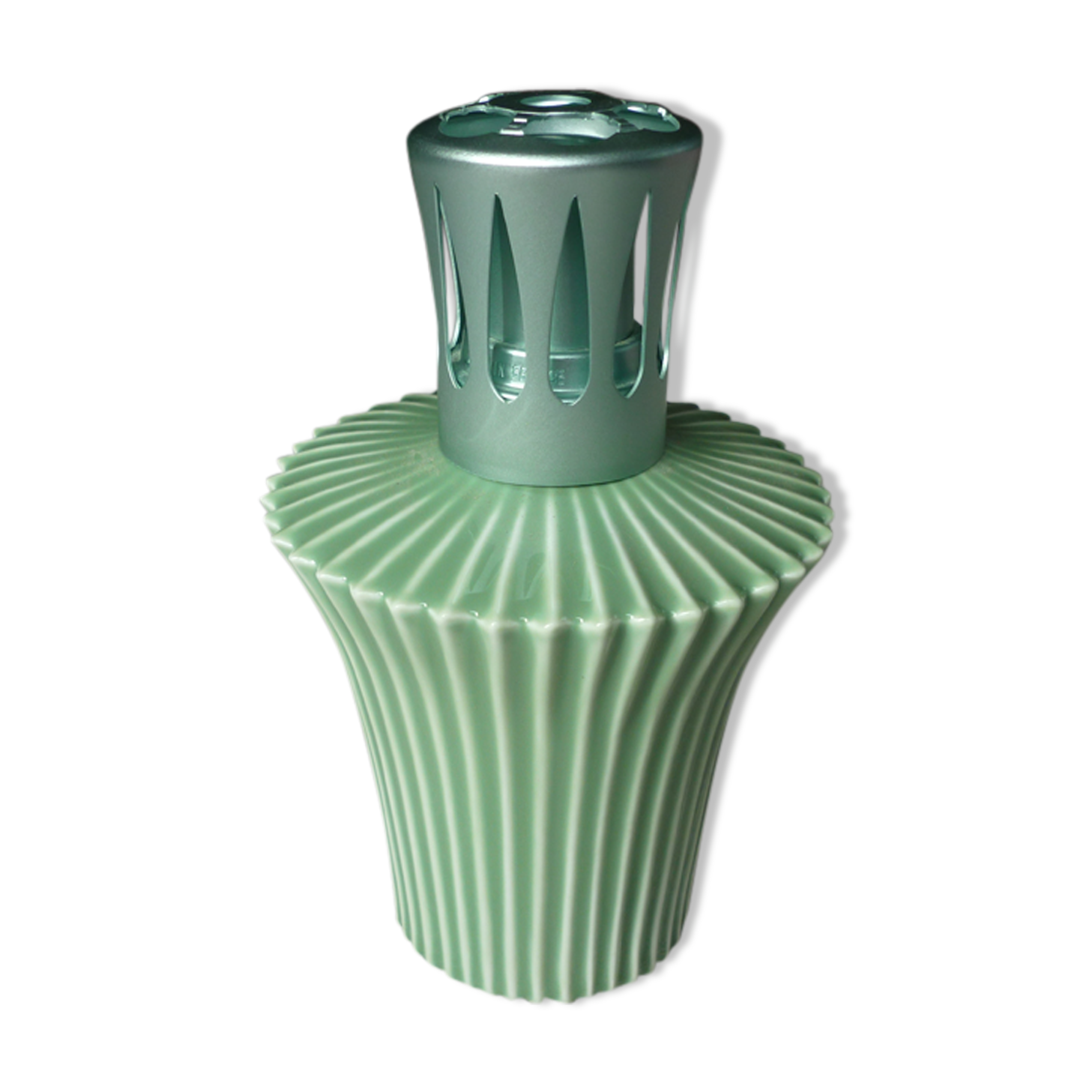 Green streaked cermal shepherd lamp