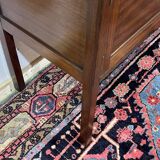English toilet furniture in mahogany and marble from the early 20th century.