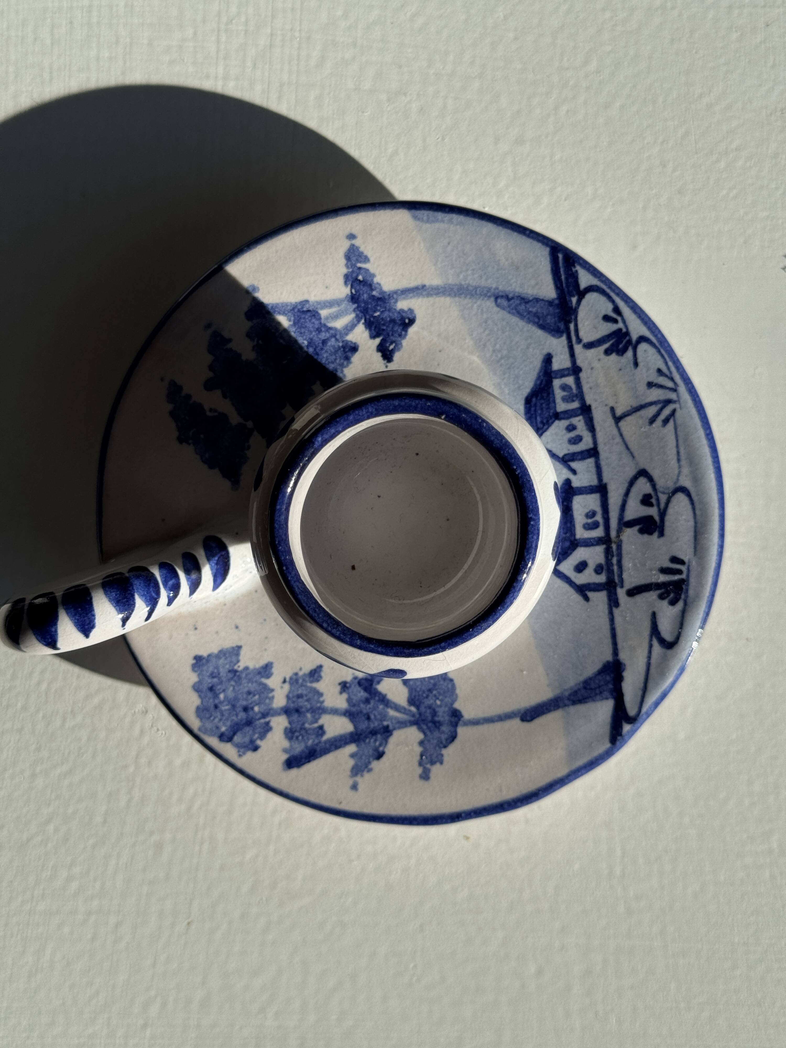 Dutch white and blue candlestick with windmill pattern H5 D10