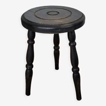 Tabouret tripode en bois noir