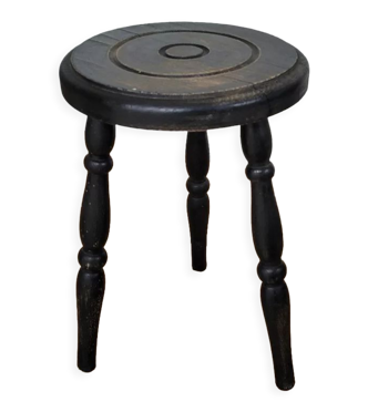 Tabouret tripode en bois noir