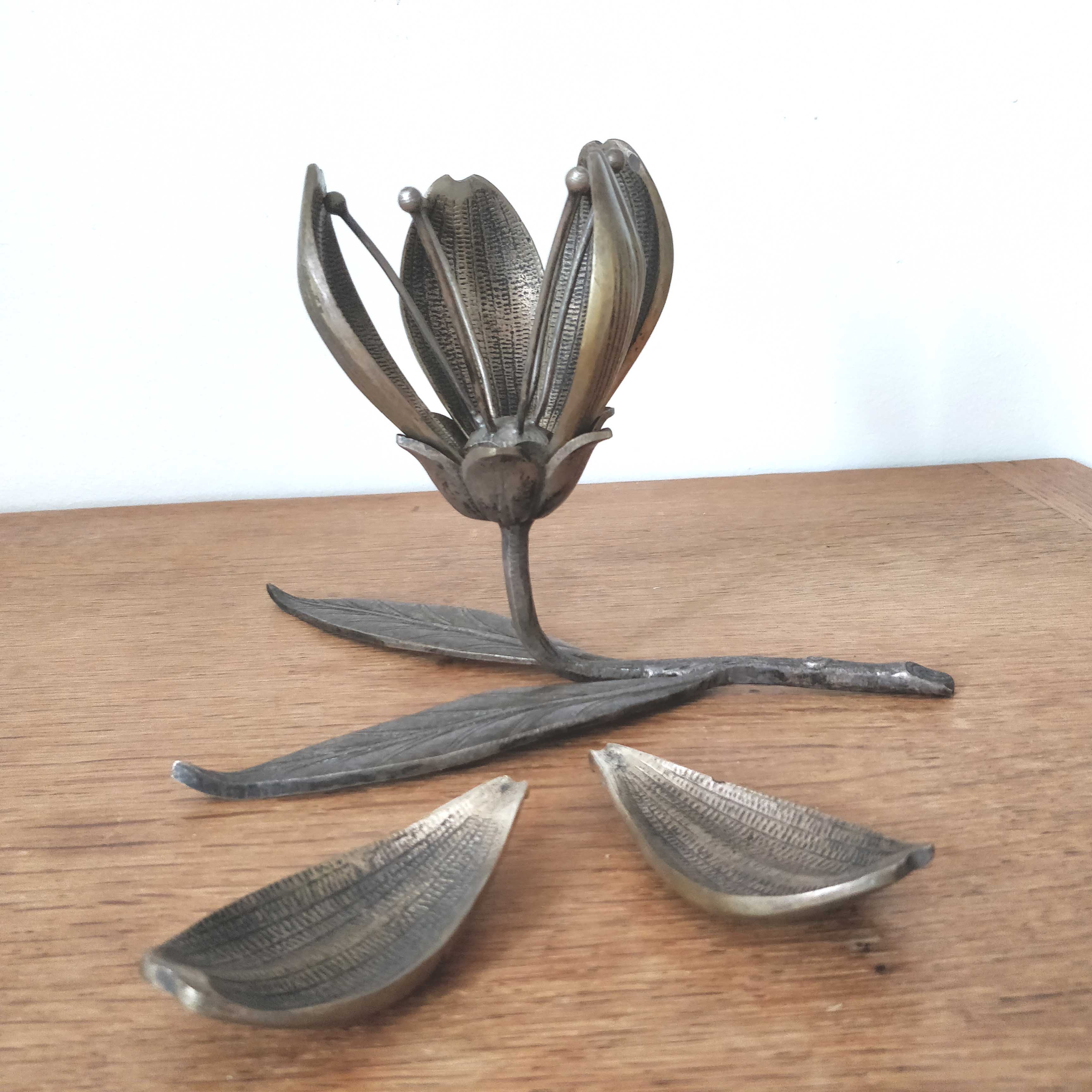 Brass flower ashtray with removable petals