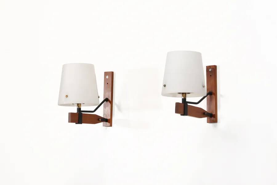 Appliques murales italiennes par Esperia en teck avec verre, années 1950.