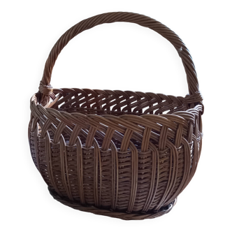 woven wicker basket