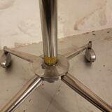 Workshop stool on wheels