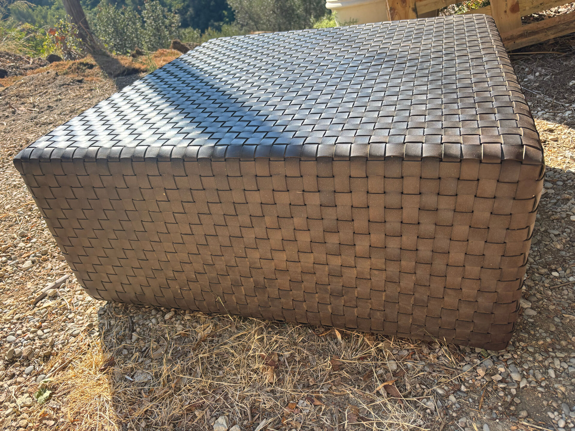 Pouf Dama Enzo Mari for Arte & Cuoio in woven leather