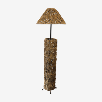 Wooden tree lamp