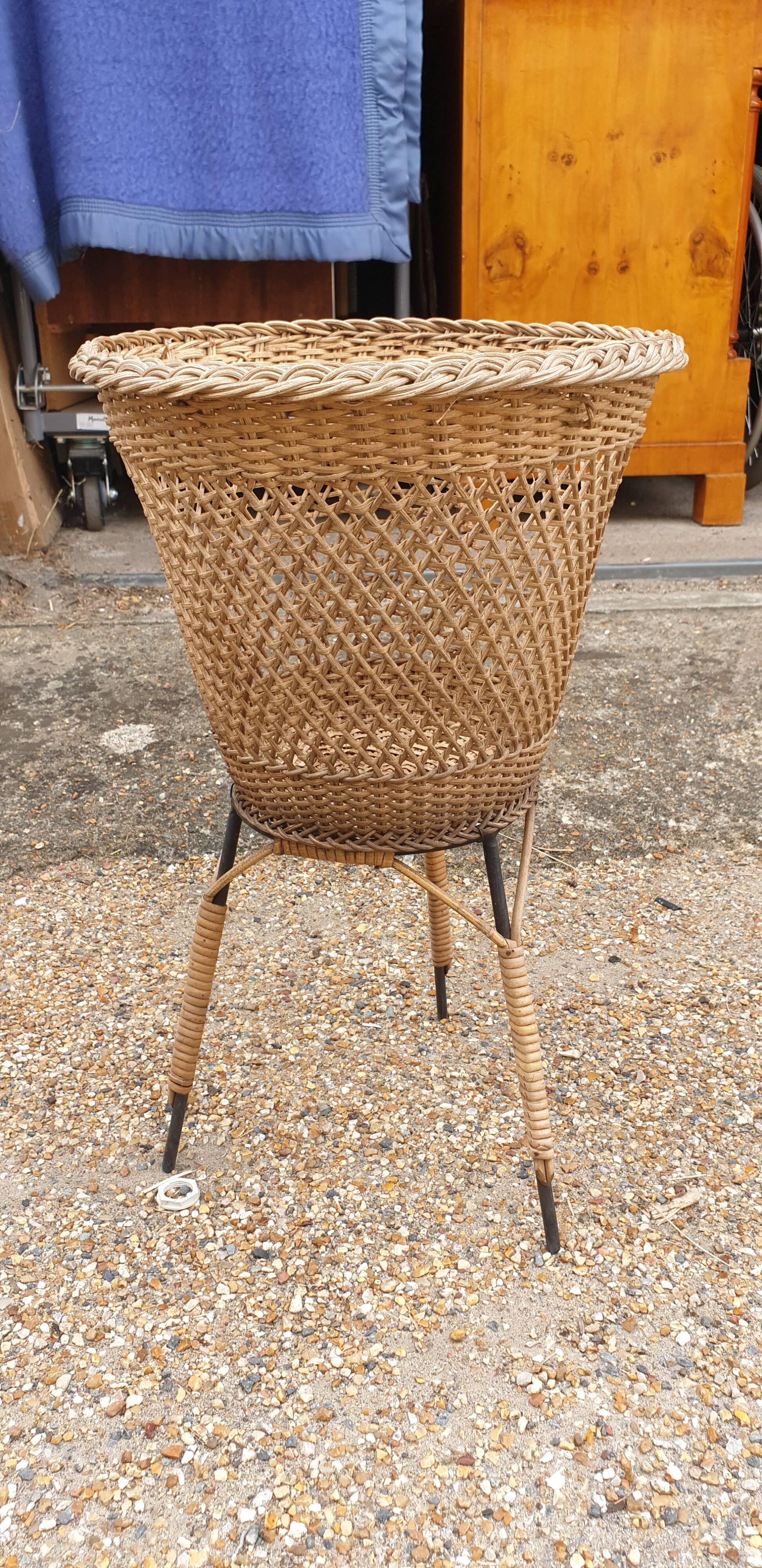 Corbeille rotin vintage