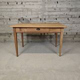 Dining table for 4/6 people