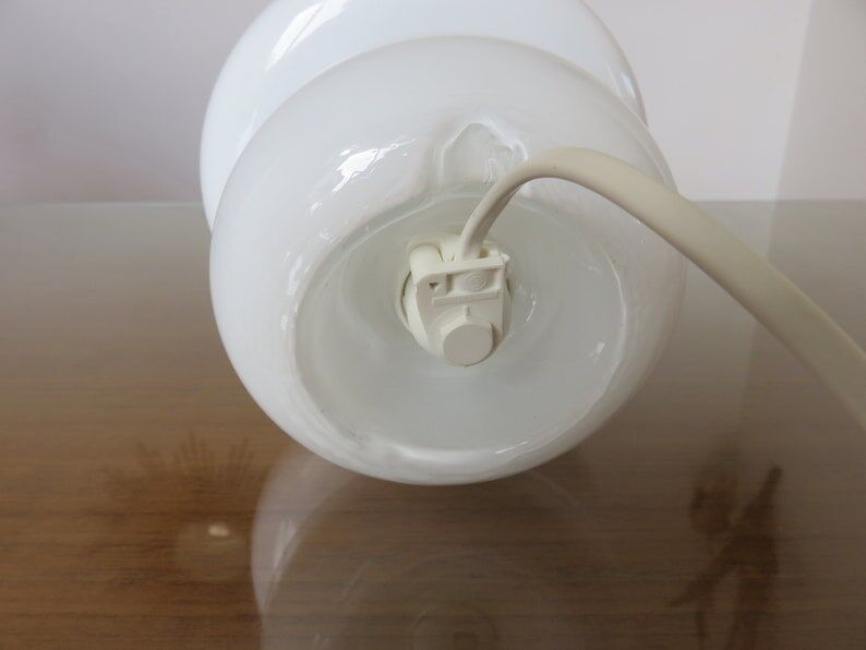 Lamp " mushroom " in white opaline 80s