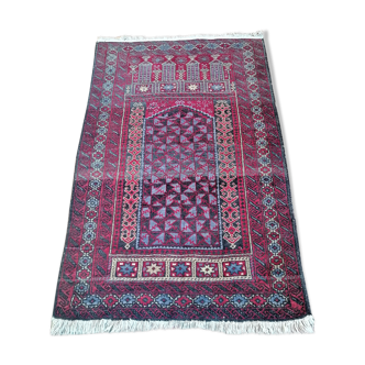 Ancien tapis de prière oriental. ( 143 x 92 )