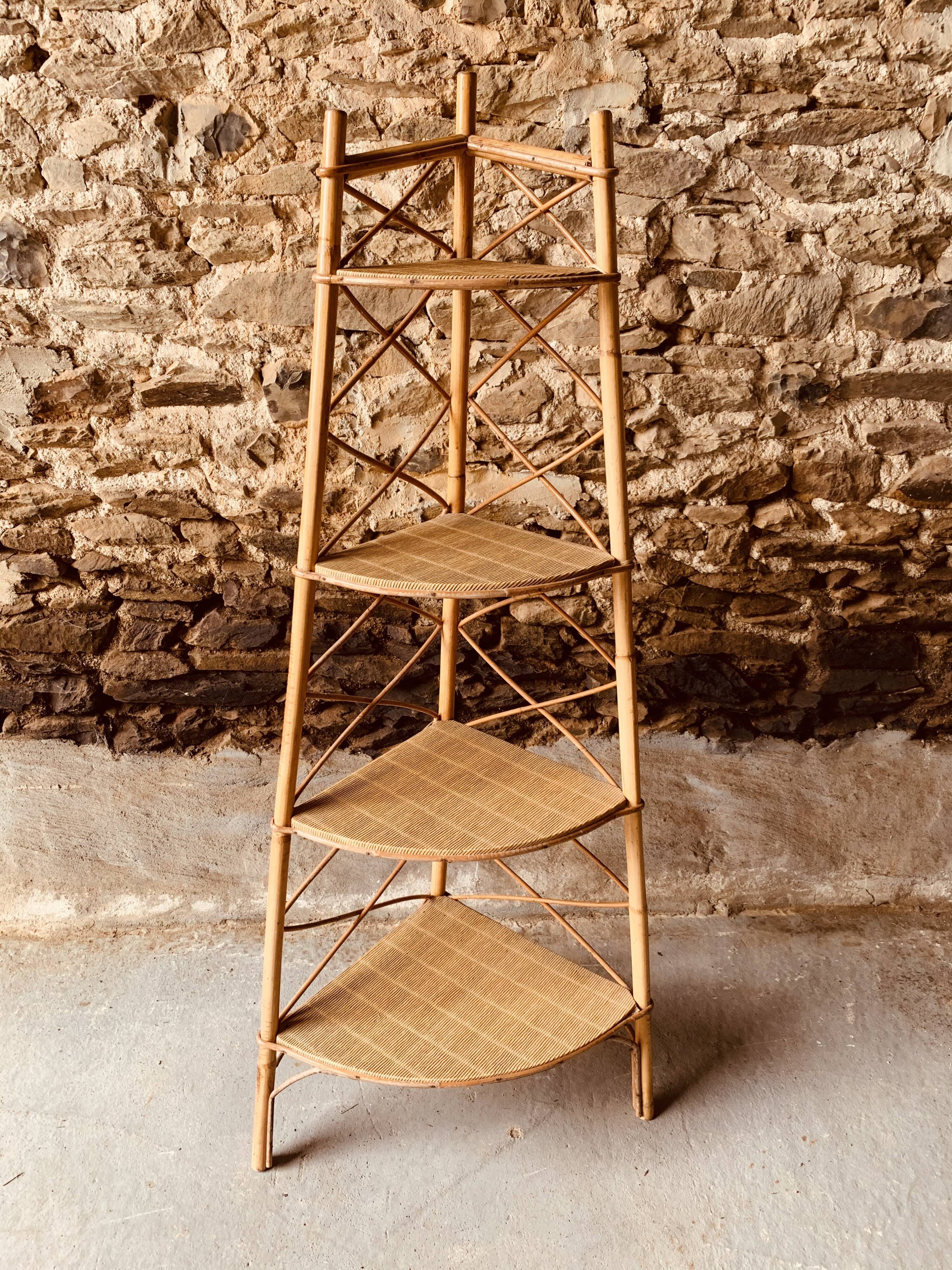 Rattan corner spreader - 4 levels